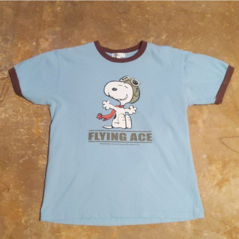 Peanuts Snoopy vs red Baron shirt Large